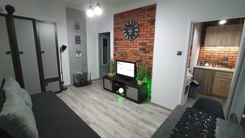 Communal lounge/ TV room, TV and multimedia, Living room, Seating area