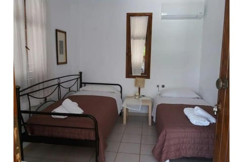 Property building, Living room, Bedroom