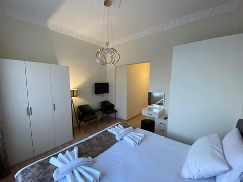 Bed, Bedroom, wardrobe