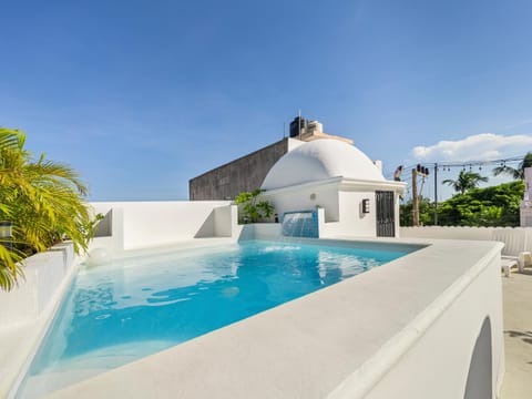 Balcony/Terrace, Swimming pool