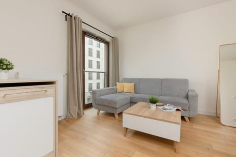 Communal lounge/ TV room, Living room, Seating area