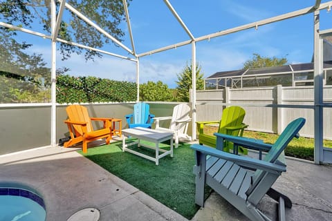 Patio, Day, View (from property/room), Balcony/Terrace, Pool view, Swimming pool, sunbed