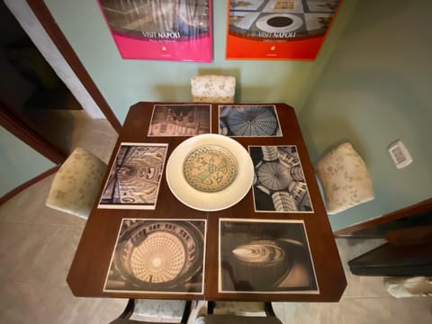 Casa Gioia, tra Palazzo Reale,Lungomare e Monte Echia Apartment in Naples