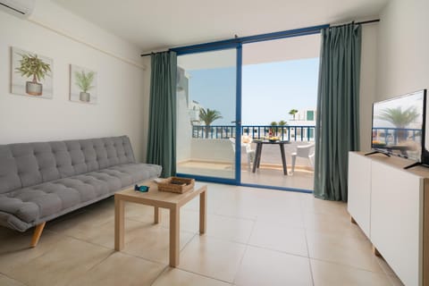 Balcony/Terrace, Living room
