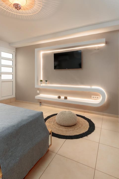 TV and multimedia, Bedroom