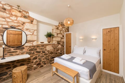 Bed, Photo of the whole room, Bedroom, towels, wardrobe