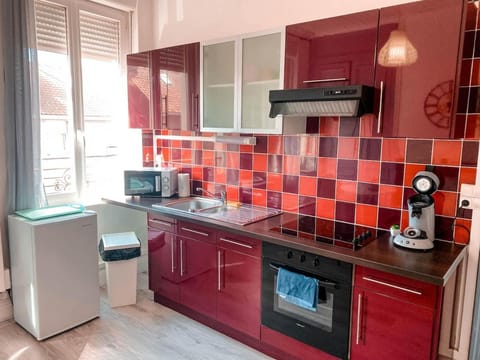 * The Gold Time * Appartement confort * Centre-Ville Apartment in Calais