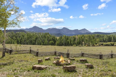 Hughes Ranch - Wilson Mesa, 70 Acres with Views upon Views House in Placerville