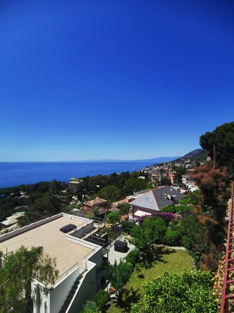 Property building, Day, Neighbourhood, Natural landscape, Sea view
