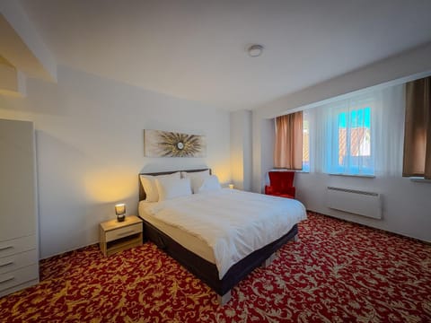 Bed, Bedroom, wardrobe