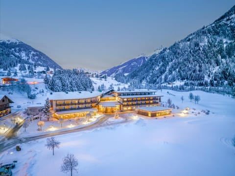 Property building, Winter