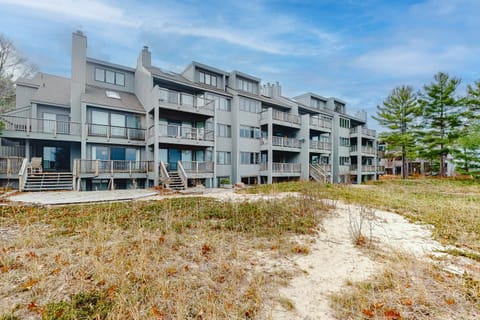 South Beach 29 Apartment in Sleeping Bear Dunes