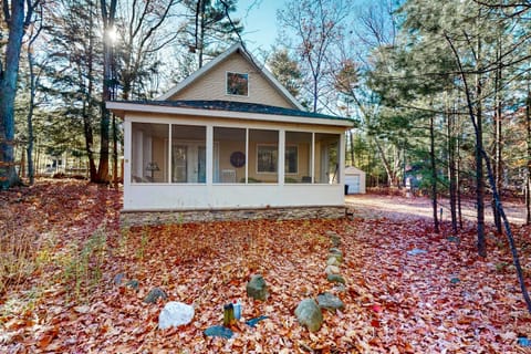 Uncle Warren's Retreat House in Glen Arbor