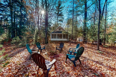 Uncle Warren's Retreat House in Glen Arbor