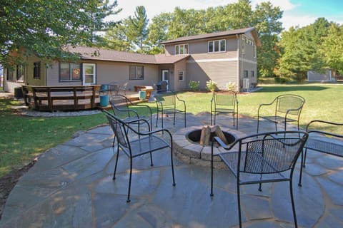 Q3 at Little Glen Lake House in Glen Lake