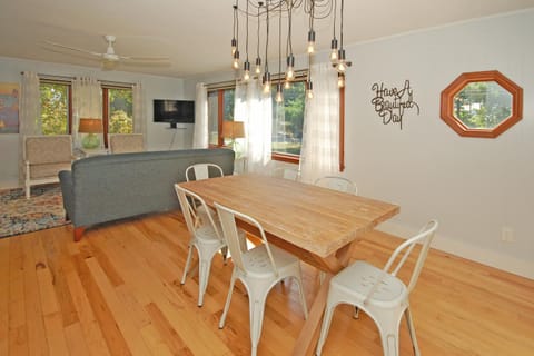 Q3 at Little Glen Lake House in Glen Lake