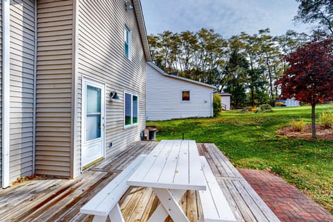 Beach House House in Empire