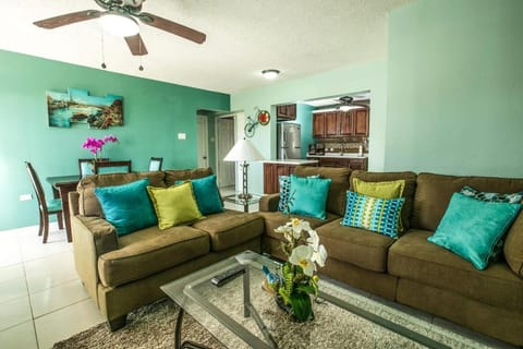 Communal lounge/ TV room, Living room, Seating area, Dining area