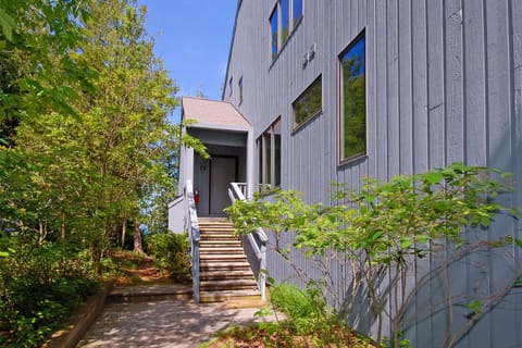 Beach Walk 22 Apartment in Sleeping Bear Dunes