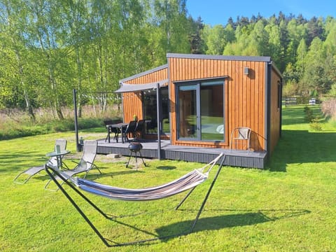 Property building, sunbed