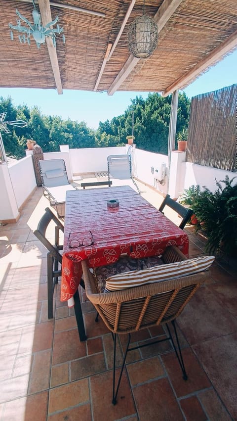 Balcony/Terrace, Dining area