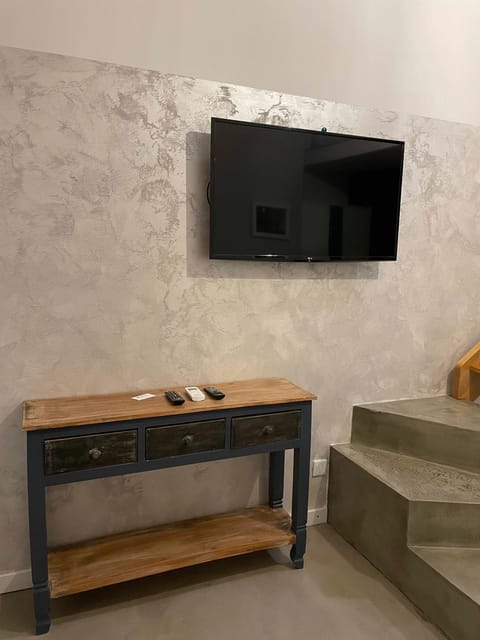 Communal lounge/ TV room, TV and multimedia, Evening entertainment