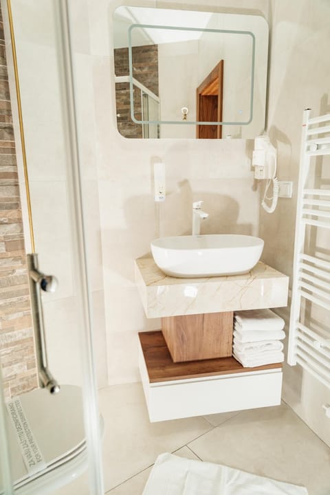 Edemus - Motel & Restaurant Apartment hotel in Federation of Bosnia and Herzegovina