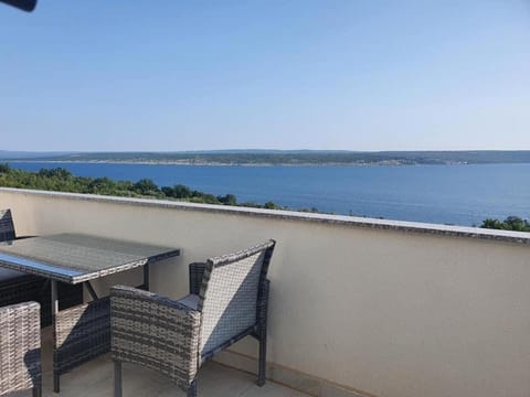 View (from property/room), Balcony/Terrace, Seating area, Sea view