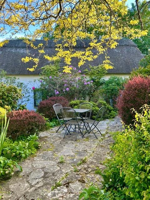 Little Thatch Lovely 2-Bed Converted Workshop Near Weymouth House in Weymouth
