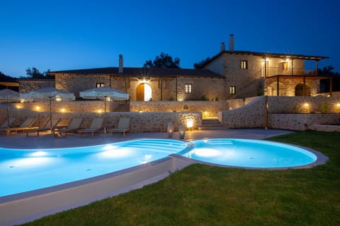 Property building, Pool view, Swimming pool
