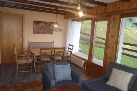 Oree du Bois OB D0 CALM apartment 6 pers Apartment in Sion