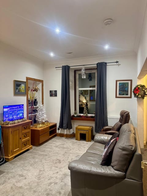 4B Millhill Street Apartment in Dunfermline