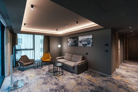 Seating area, hair dresser