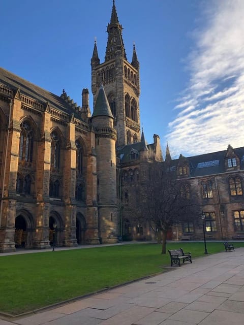 The Kelvin - Peaceful West End River View Property House in Glasgow