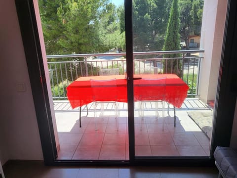 Balcony/Terrace, Garden view