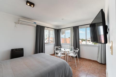 Communal lounge/ TV room, Bed, Living room, Photo of the whole room, Dining area, Bedroom