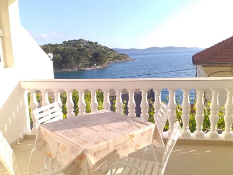 View (from property/room), Balcony/Terrace, Sea view