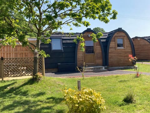Property building, Patio, Natural landscape, BBQ facilities, BBQ facilities, Children play ground, View (from property/room), View (from property/room), Animals, Animals, Pets, Pets, Garden view, Landmark view, children, children, young children, older children, Family, Family, pet friendly, pet friendly