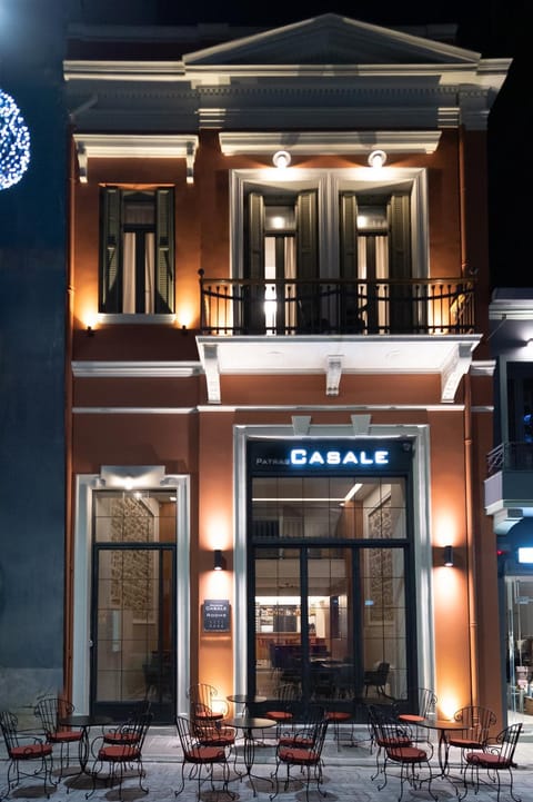 Facade/entrance