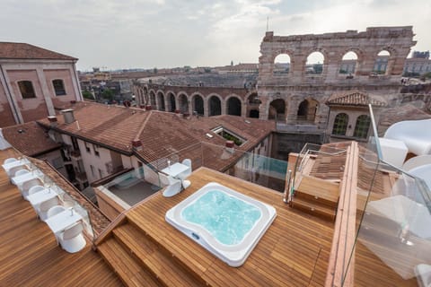View (from property/room), Balcony/Terrace, Spa and wellness centre/facilities, Area and facilities, Swimming pool