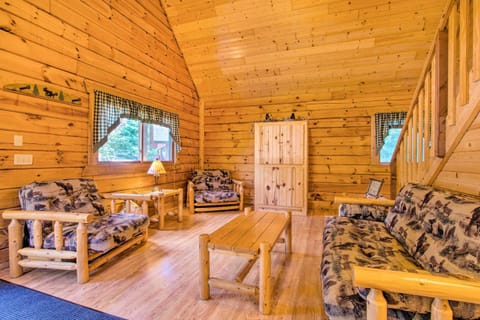 Pet-Friendly Warrens Cabin with Fire Pit! Cabin in Warrens