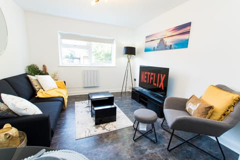 Communal lounge/ TV room, Living room