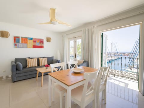 Balcony/Terrace, Living room, Seating area, Dining area, Sea view