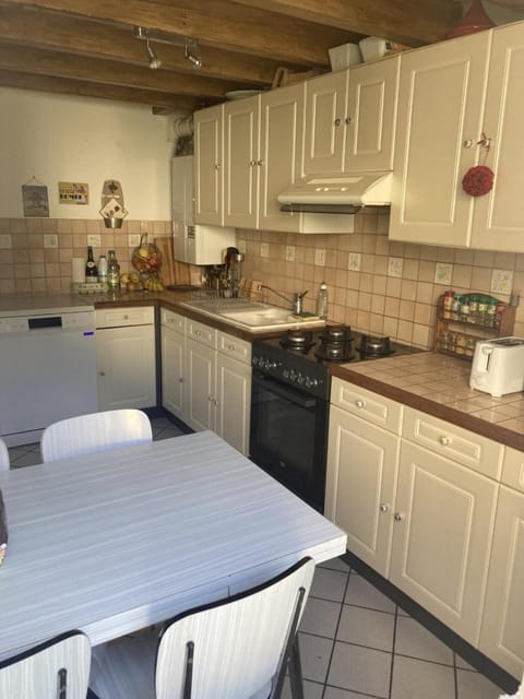 Maison Etretat à 50 mètres de la plage House in Étretat