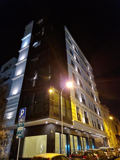 Property building, Night, Location