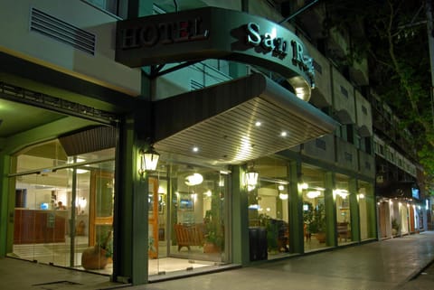 Property building, Facade/entrance, Night, Location
