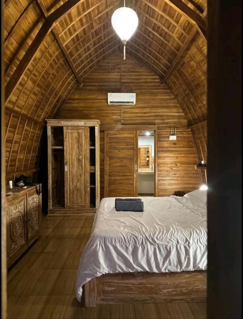 Sugita Wooden House Bed and Breakfast in Payangan