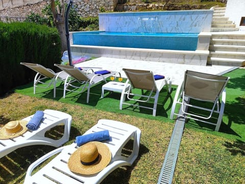 Evans Realty AF Villa de lujo & Piscina & Parking Villa in Benalmadena