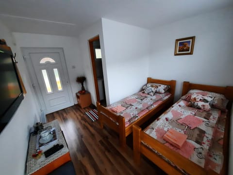 Apartmani Biser Drine Apartment in Montenegro