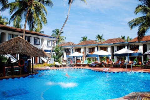 Swimming pool, Swimming pool